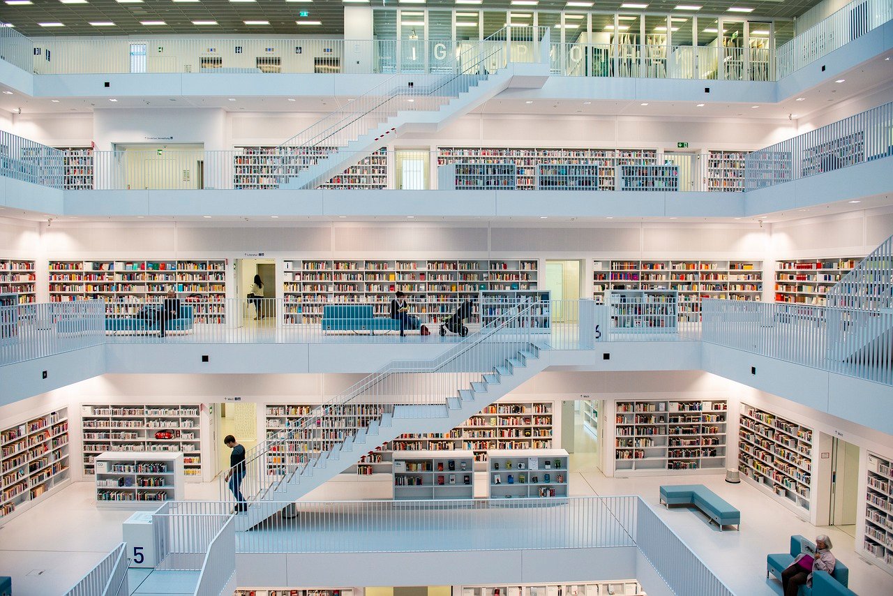 «Casanova en la biblioteca» por Juan Antonio Hormigón